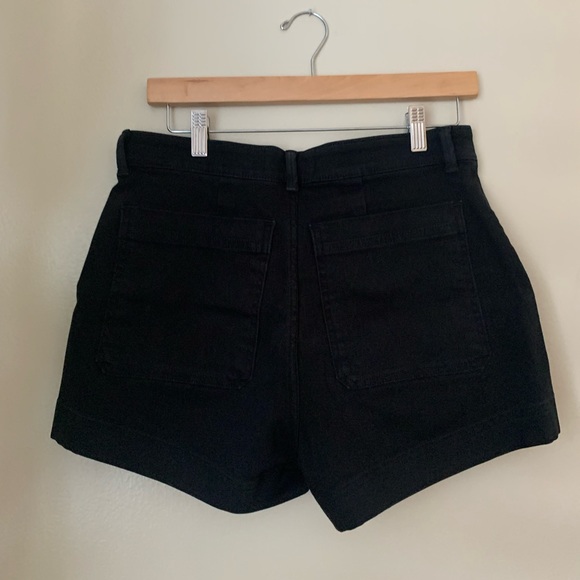 Everlane Cotton Twill Short | Black - Picture 3 of 10